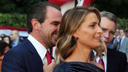 Τατιάνα - Νικόλαος: Τα βλέμματα της αγάπης, το κομψό look της Μπλάτνικ και η στήριξη στον σύζυγό της