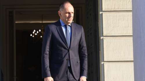 Τηλεφωνική επικοινωνία Γεραπετρίτη - Πατριάρχη Αντιοχείας για την έκρυθμη κατάσταση στη Συρία