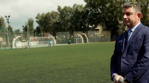 Γιώργος Καραϊβάζ: Συγκλονίζει ο γιος του, Δημήτρης - &quot;Το τελευταίο δώρο στον πατέρα μου, να εκθέσω τους δολοφόνους του&quot; [Βίντεο]