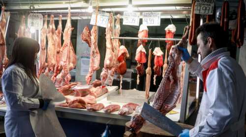 Επίσκεψη στο κρεοπωλείο: Η συνήθεια που έγινε... λατρεία μέσα στο lockdown