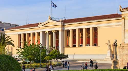 Πάνω από 220.000 διαγραφές "αιώνιων" φοιτητών στα ΑΕΙ: Οι 27.000 από τη Νομική Αθηνών