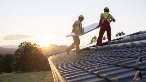 Ερχεται ο &quot;πόλεμος&quot; του φωτοβολταϊκού: Ποια νοικοκυριά και επιχειρήσεις έχουν προβάδισμα στην επιδότηση