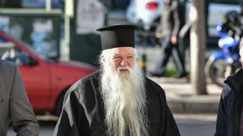 Παραλήρημα Αμβρόσιου για την τραγωδία στα Τέμπη: Ήταν τιμωρία από τον Θεό για το Καρναβάλι της Πάτρας...