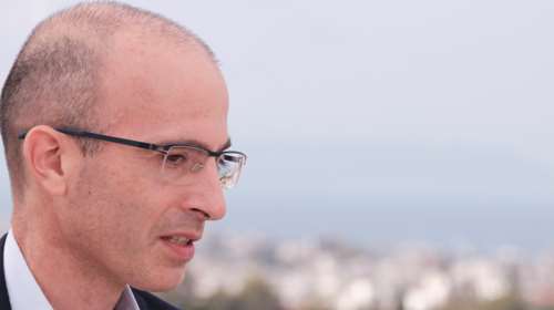 Δυσοίωνες προβλέψεις Χαράρι για κορονοϊό: &quot;Πολλές χώρες ίσως καταρρεύσουν ολοκληρωτικά&quot;