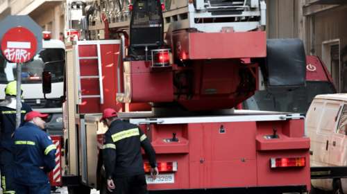 Αίγιο: Πυροσβέστες βρήκαν σορό ηλικιωμένης κατά τη διάρκεια κατάσβεσης φωτιάς σε σπίτι