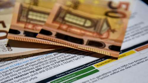 Ερχονται μέτρα μετά την έκρηξη των τιμών στο ρεύμα - Σύσκεψη στο Μαξίμου υπό τον Μητσοτάκη