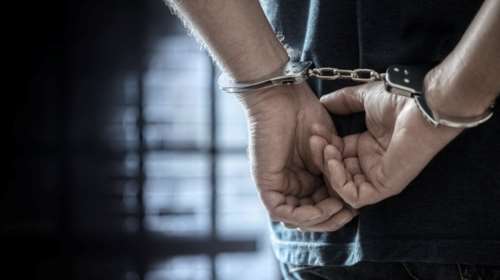 Έκρυψαν εννέα κιλά κάνναβης σε δέματα με έλαια καρύδας - Συνελήφθη 37χρονος στην Αθήνα