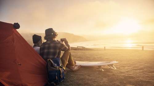 Διακοπές σε κάμπινγκ: Ποια είναι τα δημοφιλέστερα - Πώς θα κινηθούν φέτος οι τιμές
