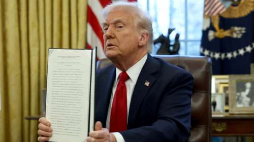 Ο Τραμπ ξεκινά σήμερα τον παγκόσμιο εμπορικό πόλεμο - Οι κίνδυνοι και οι δυσοίωνες προβλέψεις