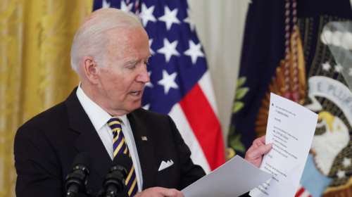 Νέο mega πακέτο με 33 δισ. δολάρια ετοιμάζει ο Μπάιντεν για την Ουκρανία - Τα 20 αφορούν όπλα