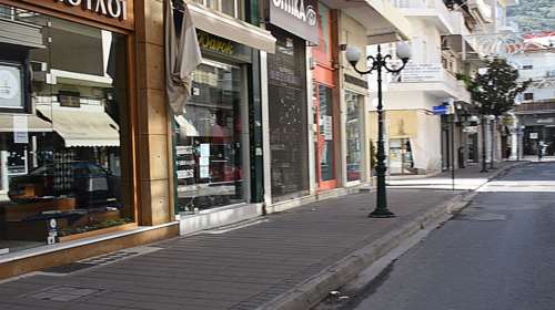 Το τέλος των μικρών καταστημάτων της γειτονιάς