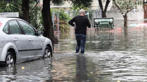 Κακοκαιρία Μπάλλος: Πληροφορίες για αγνοούμενο οδηγό στο Πικέρμι - Έρευνα της ΕΜΑΚ