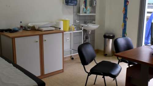 Αναστολές υγειονομικών: Παίρνουν σειρά οι ιδιώτες γιατροί, δεν θα μπορούν να εργάζονται σε κλινικές ή να βλέπουν ασθενείς