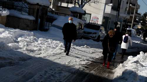 Κακοκαιρία: Τηλεργασία αύριο σε δημόσιο και ιδιωτικό τομέα  - Τηλεκπαίδευση στα σχολεία - Τι ισχύει σε Αττική και Κρήτη