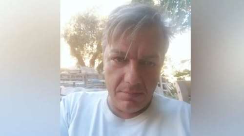 Βόλος: Τελευταίο αντίο στον  52χρονο ξυλουργό από τη Σκιάθο, θύμα της διπλής δολοφονίας στη Λάρισα