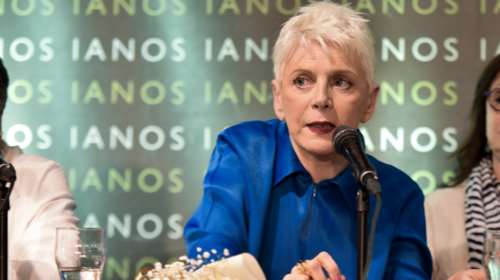 Έλενα Ακρίτα: Το συγκινητικό αντίο στην Φώφη Γεννηματά - "Πολέμησες γενναία αλλά βιάστηκες να φύγεις"