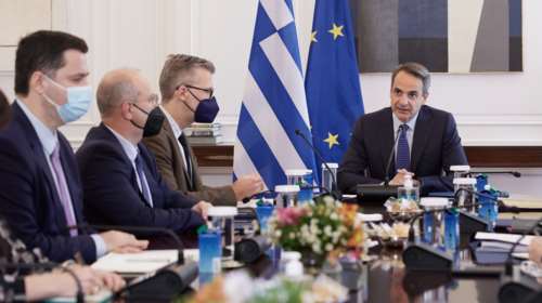 Ανακοινώσεις Μητσοτάκη: Υποχρεωτικός ο εμβολιασμός άνω των 60 ετών - Διαφορετικά θα πληρώνουν πρόστιμο 100 ευρώ κάθε μήνα