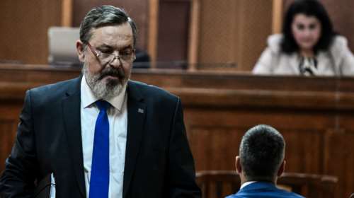 Χρυσή Αυγή: Οι αστυνομικοί αναζήτησαν τον άφαντο Παππά μέχρι το Άγιο Όρος - Στη φυλακή οι 13 βουλευτες