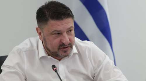 Αποκαταστάθηκε η υδροδότηση στο νησί της Αίγινας: Υποχρέωσή μας να μην μένει κανείς μόνος, λέει ο Νίκος Χαρδαλιάς