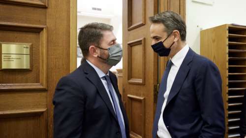 Η πρώτη σκληρή επίθεση της ΝΔ στον Ανδρουλάκη: Ίσες αποστάσεις σημαίνουν ταύτιση με τον Πολακισμό του ΣΥΡΙΖΑ