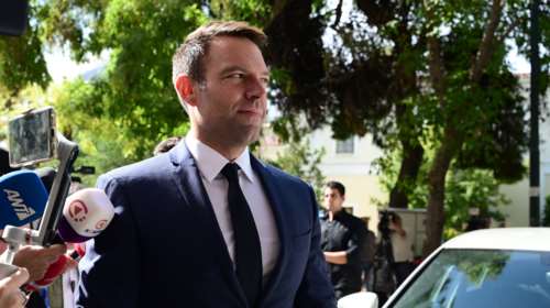 Κασσελάκης για Novartis: Aποκαλύπτουμε μάρτυρες όσο αμνηστεύουμε τραπεζίτες και προστατεύουμε υπουργούς από τις ευθύνες τους