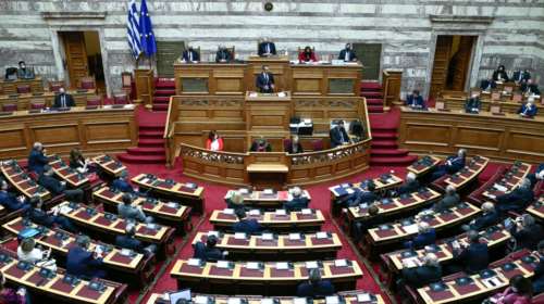 Νομοσχέδιο συνεπιμέλειας: Ονομαστική ζήτησε ο ΣΥΡΙΖΑ - Διαφωνίες και εντός του ΚΙΝΑΛ - Απέχει ο Λοβέρδος