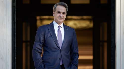 Αυξάνεται στα 880 ευρώ ο κατώτατος μισθός: Το σχέδιο Μητσοτάκη για να βγει από τη μέγγενη Τεμπών και δημοσκοπήσεων