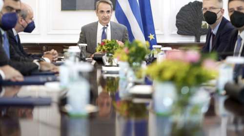 Μητσοτάκης για παρελάσεις: Οι πολίτες γύρισαν την πλάτη στην τοξικότητα - Βάζουμε τέλος στην ανομία στον ΟΠΕΚΕΠΕ