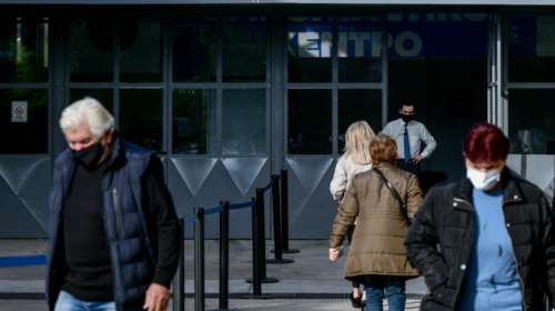 Κορονοϊός: &quot;Πράσινο φως&quot; για τέταρτη δόση στους άνω των 60 - Έκτακτες ανακοινώσεις από το υπουργείο Υγείας