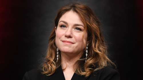 Εφυγε από τη ζωή στα 43 της η ηθοποιός Εμιλυ Ντεκέν - Έπασχε από σπάνια μορφή καρκίνου