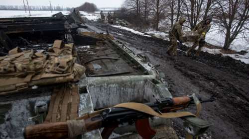 Ουκρανία: Καταγγελία αστυνομικού ότι οι Ρώσοι στο Λουχάνσκ χρησιμοποίησαν βόμβα φωσφόρου