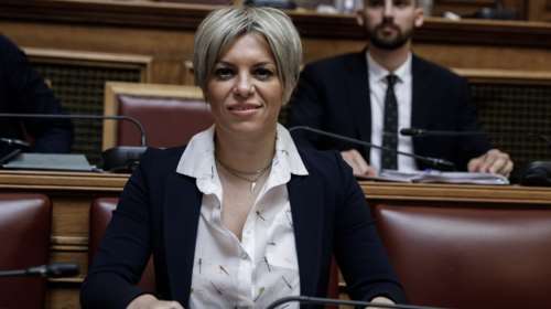 Δεν κατεβαίνει στις εκλογές η Νικολάου: &quot;Αποσύρομαι&quot; λέει η ίδια - &quot;Ηξερε ότι δεν θα είναι στα ψηφοδέλτια&quot; απαντά η ΝΔ