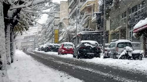 Αρναούτογλου: &quot;Ψυχρή μάζα πολικής προέλευσης θα ρίξει εντυπωσιακά τη θερμοκρασία&quot; - Μπαίνει στην &quot;κατάψυξη&quot; η χώρα