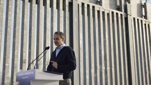 Νέα μέτωπα άνοιξε ο φράχτης στον Έβρο - Γιατί ο Μητσοτάκης τα έβαλε με Τσίπρα και... &quot;πατριώτες στα λόγια&quot;