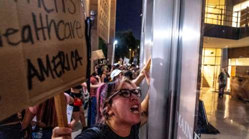 ΗΠΑ - Απόφαση για τις αμβλώσεις: Η κυβέρνηση Μπάιντεν ξεκινά τη μάχη για να μην απαγορευτεί και το χάπι