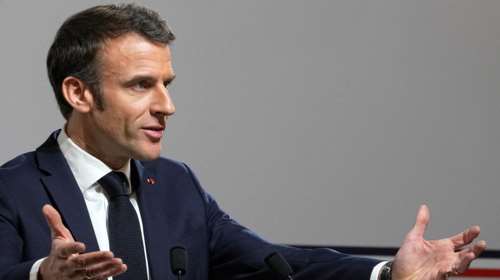 &quot;Ούτε διάλυση της Βουλής, ούτε ανασχηματισμός, ούτε δημοψήφισμα&quot; - Τι είπε ο Μακρόν σε σύσκεψη στο Προεδρικό Μέγαρο