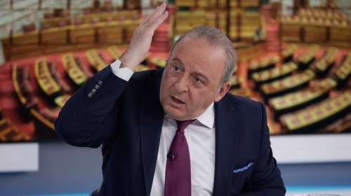 Ο Δημήτρης Καμπουράκης επιστρέφει στην τηλεόραση - Σε ποιο κανάλι και με ποιον συμπαρουσιαστή