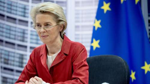 Η φον ντερ Λάιεν στηρίζει την πρόταση Μπάιντεν: Η ΕΕ είναι έτοιμη να συζητήσει άρση της πατέντας για τα εμβόλια