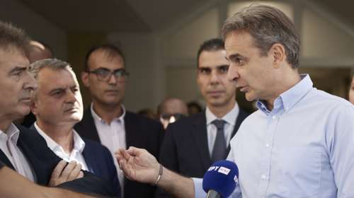 Στη Θεσσαλονίκη ο Μητσοτάκης: Θα &quot;τρέξουμε&quot; γρήγορα για να έχουν όλοι οι Έλληνες πρόσβαση σε ποιοτικές υπηρεσίες υγείας