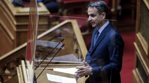 Μητσοτάκης στη Βουλή: Το 90% των υπερκερδών των εταιρειών ενέργειας θα επιστραφεί στους καταναλωτές- Με έκτακτη φορολόγηση