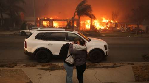 Φωτιές στο Λος Άντζελες: Κανονικά λειτουργεί το ελληνικό προξενείο – Δεν υπάρχει αίτημα συνδρομής