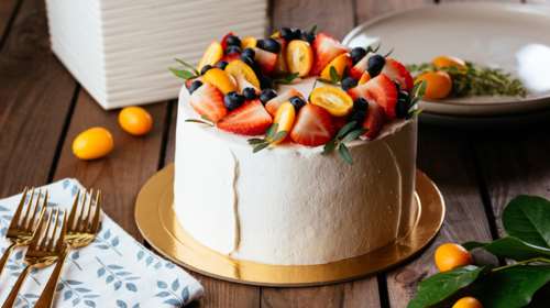 Εορτολόγιο: Ποια ονόματα γιορτάζουν σήμερα, Κυριακή 20 Μαρτίου