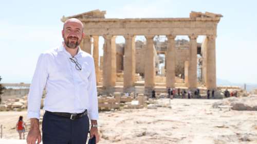 Στην Ακρόπολη ο Σαρλ Μισέλ: "Η ελευθερία και η δημοκρατία 25 αιώνες μετά τον Σωκράτη στο επίκεντρο του έργου μας"