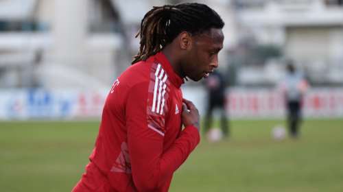 &quot;Τα γυρίζει&quot; ο Σεμέδο: Διαστρεβλώθηκαν οι δηλώσεις μου - Δεν μου επιτέθηκαν από τον Ολυμπιακό