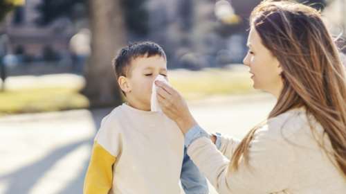 Συναγερμός για τη γρίπη: Εκρηκτική αύξηση των κρουσμάτων - Ποιες ηλικιακές ομάδες είναι στο κόκκινο