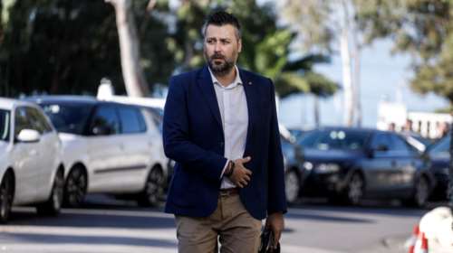 Καλλιάνος: &quot;Δεχόμουν απειλές το τελευταίο 5μηνο&quot; - Τί είπε για την εμπρηστική επίθεση στο πολιτικό γραφείο του [Βίντεο]