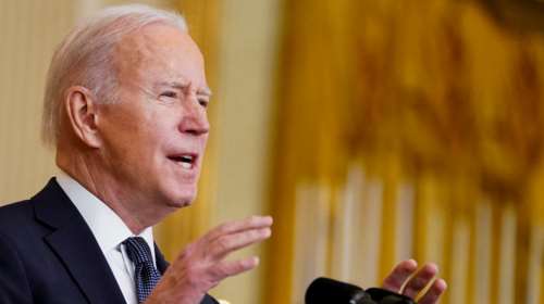 Bloomberg: Εμπάργκο των ΗΠΑ στο ρωσικό πετρέλαιο ανακοινώνει σε λίγη ώρα ο Μπάιντεν