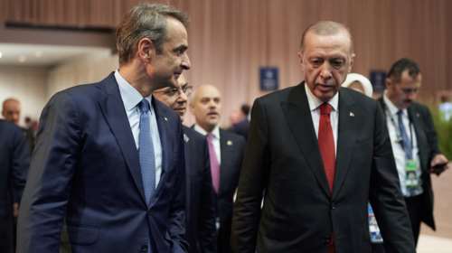 Σύντομη συνάντηση Μητσοτάκη με τον Ερντογάν στη Χάγη- Τι είπε για τη συνάντηση Τραμπ με τον Τούρκο πρόεδρο