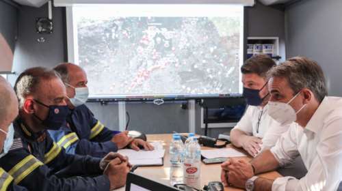 Βαρυμπόμπη - Μητσοτάκης: Δόξα τω Θεώ δεν είχαμε απώλεια ζωής - Οι κρίσιμες υποδομές μας άντεξαν