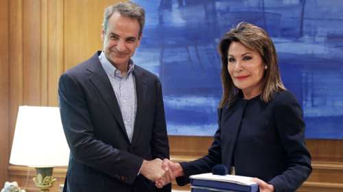 Συνάντηση Μητσοτάκη με Γιάννα Αγγελοπούλου - Ο απολογισμός της Επιτροπής "Ελλάδα 2021" και το πλεόνασμα 4,7 εκατ. ευρώ